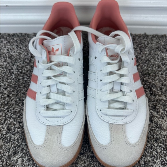 Adidas Women's White and Pink Samba Sneakers - Picture 2 of 4